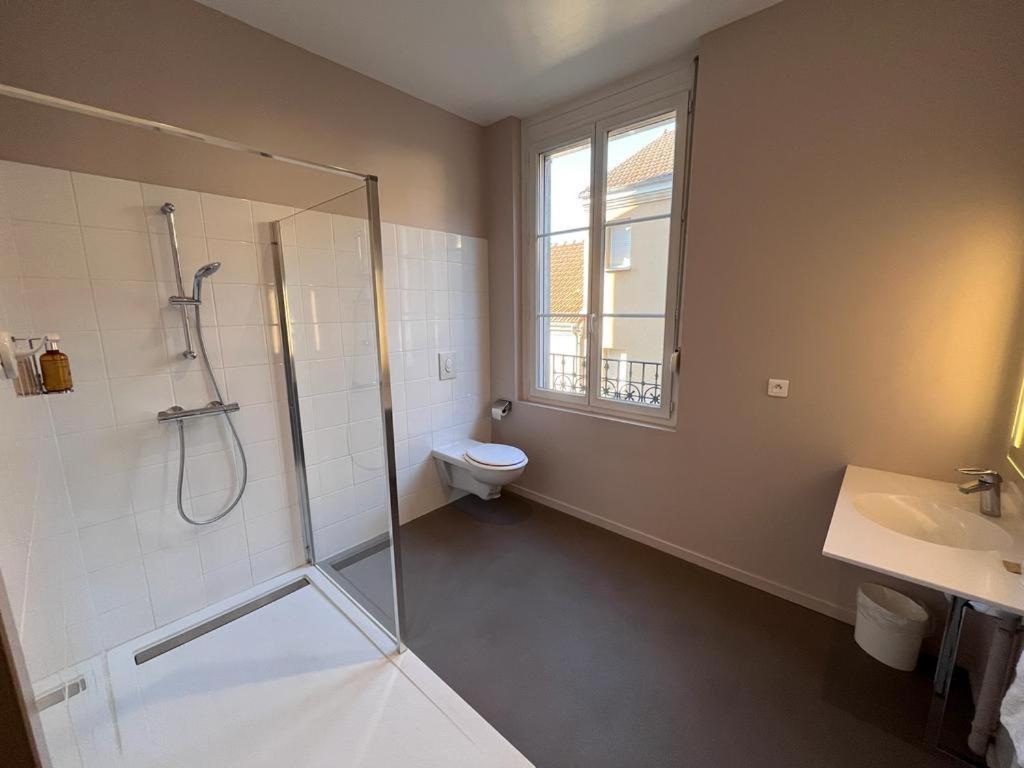 Hotel Du Pot D'etain 3*