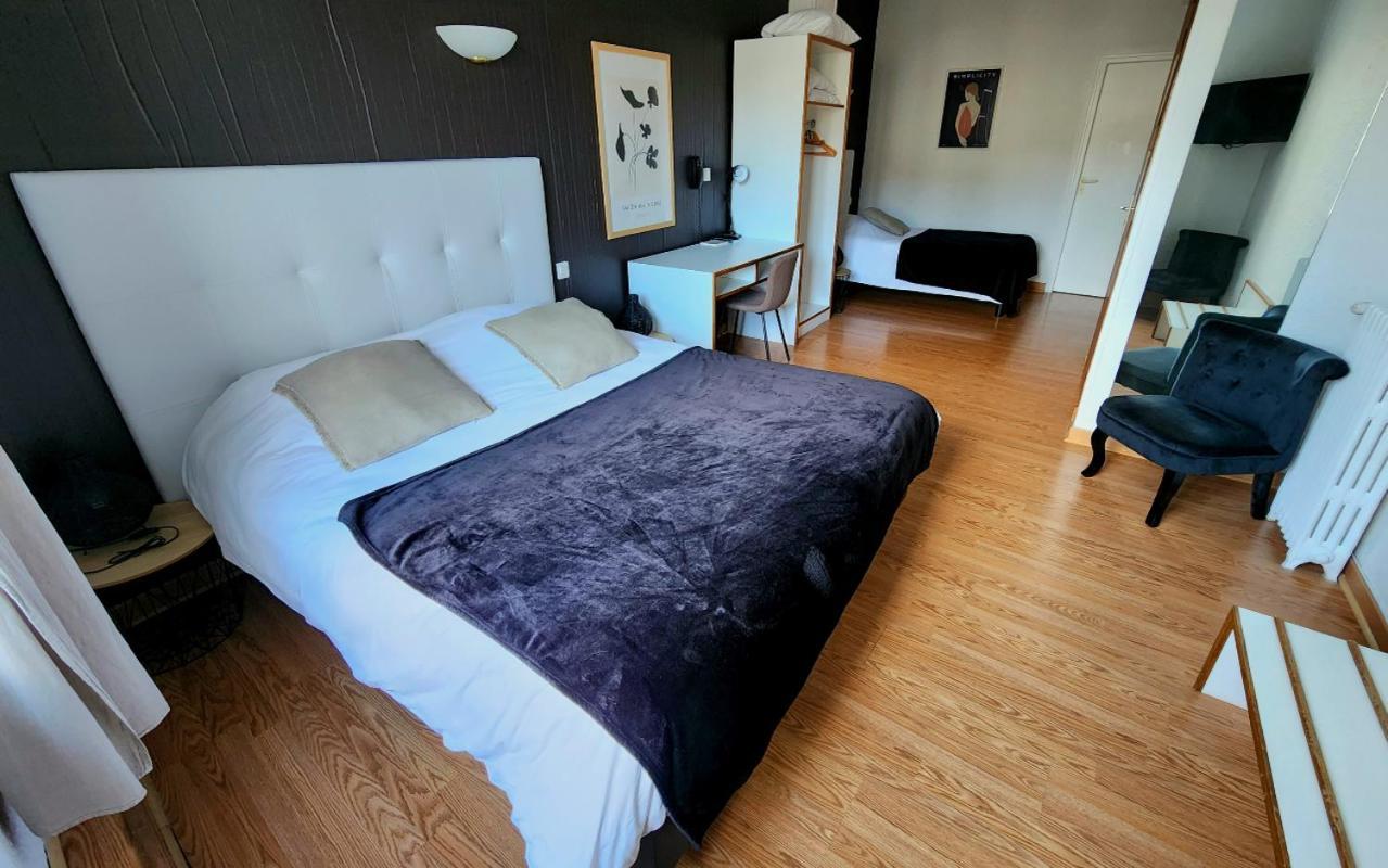 Du Pot D'etain 3*