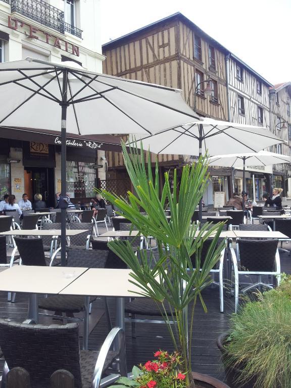 Du Pot D'etain